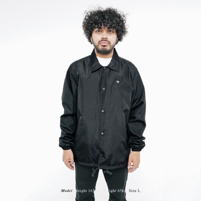 UNKL347 Jaket Pria Windbreak Hitam Sablon Simpel IONN