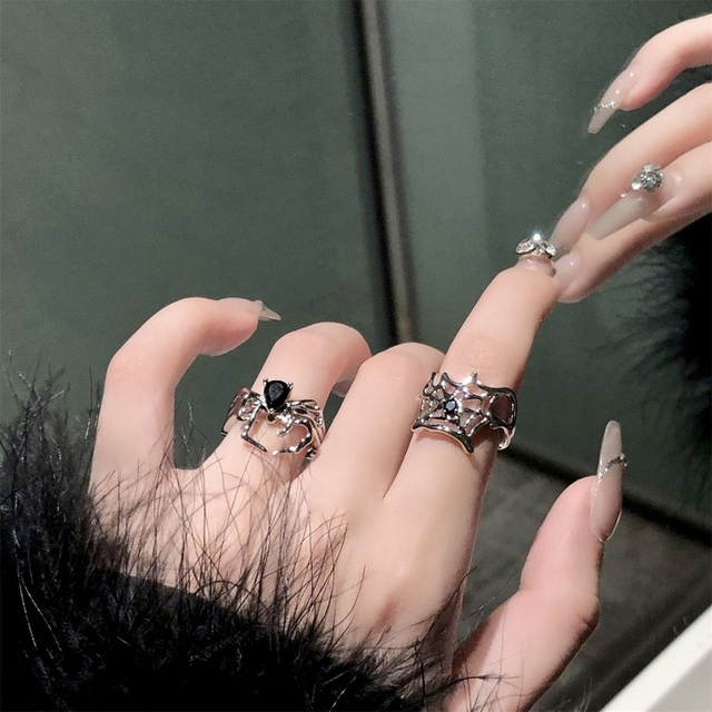 Gothic Gelap Kristal Spider Rings/Retro Punk Spiderweb Finger Ring/Vintage Adjustable Open Ring/Perhiasan Hip Hop Pribadi/Aksesoris Kostum Halloween