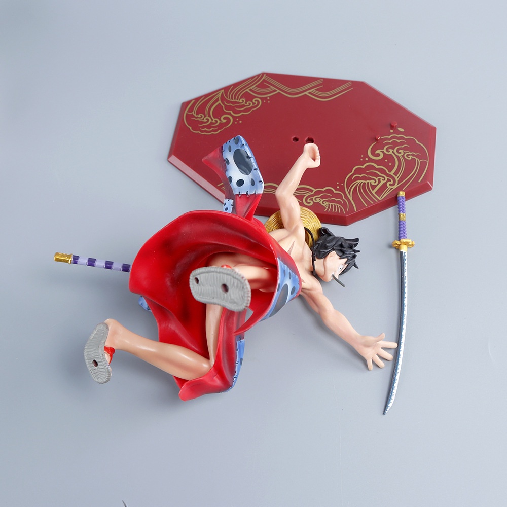 Luffy Swinging Swordman with straw hat Action Figure 18 cm