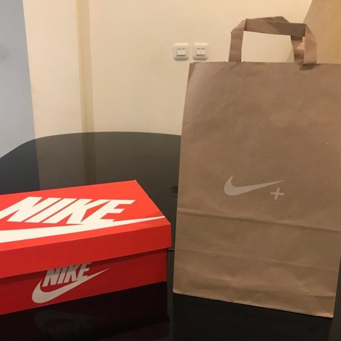 

[SC] Paperbag+Box Nike Shoes Authentic