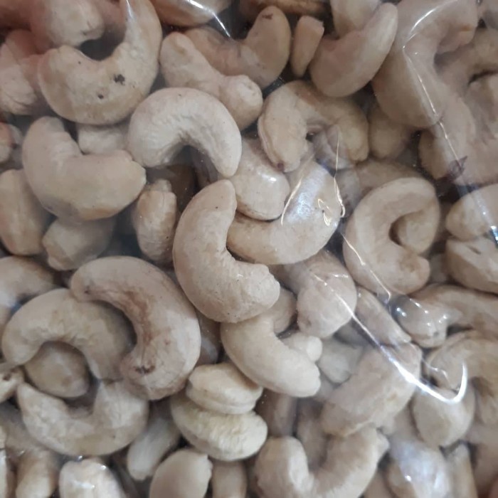 

✨Ready Stok✨ - 1Kg Kacang Mede Mentah / Mete Super Sulawesi (1000gram)