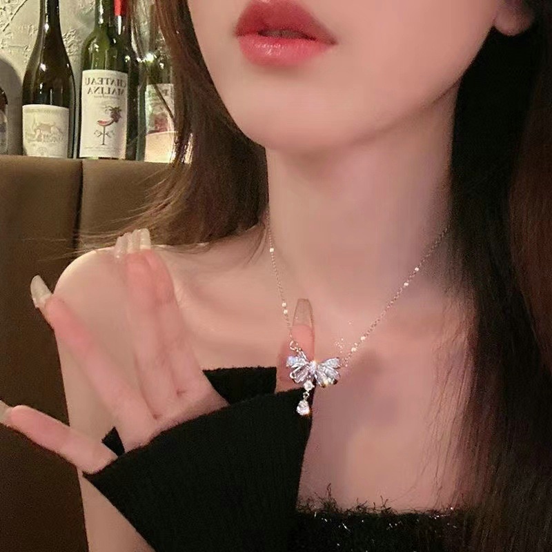 Korea Desain Baru Ikatan Simpul Merah Muda Zirkon Liontin Salib Kalung Fashion Temperamen Rantai Klavikula Untuk Wanita Perhiasan Pesta Trendi