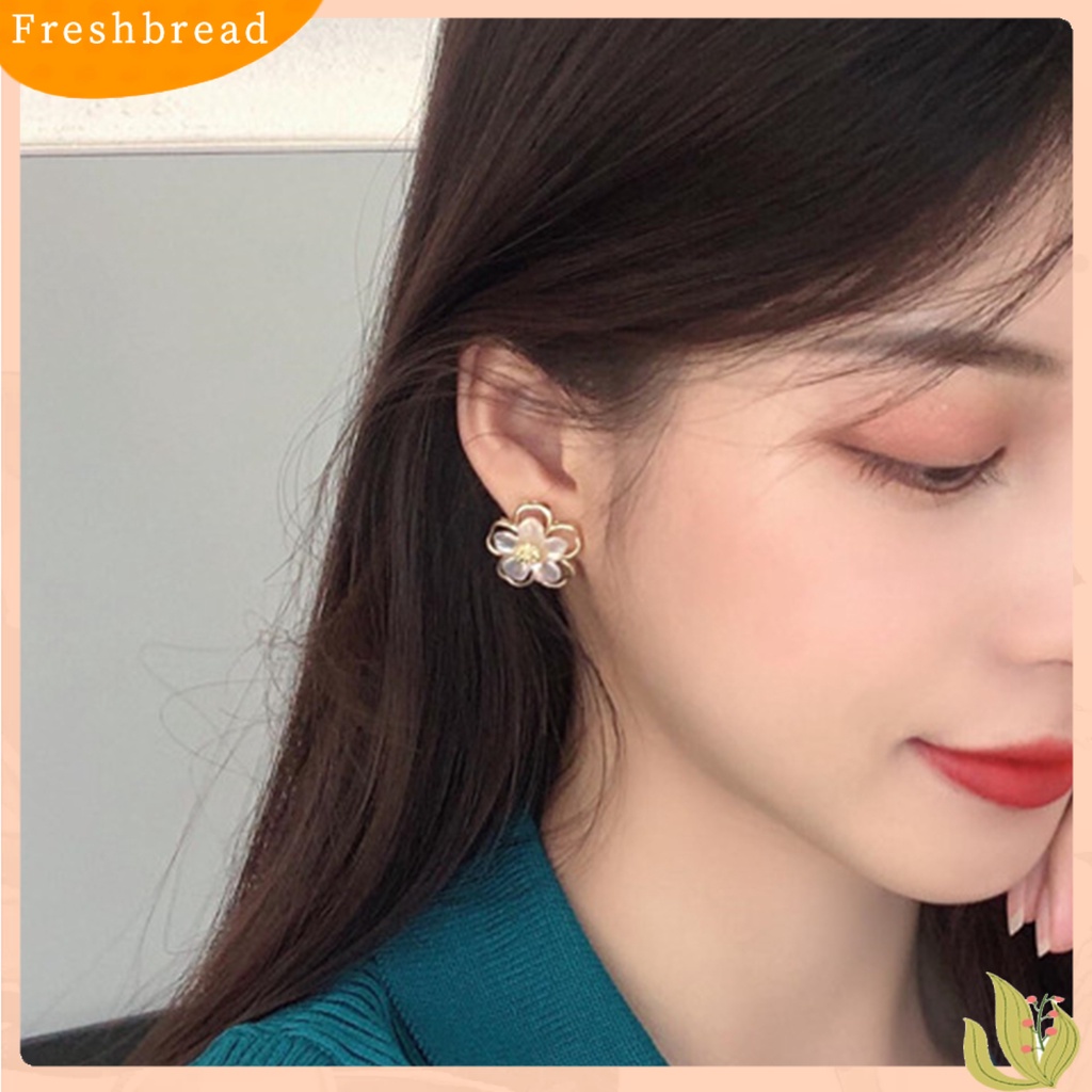 &lt; Freshbread &gt; 1pasang Ear Studs Eye-catching Indah Semua Pertandingan Menawan Tahan Lama Berdandan Anting Temperamen Niche Simetris Untuk Pacaran