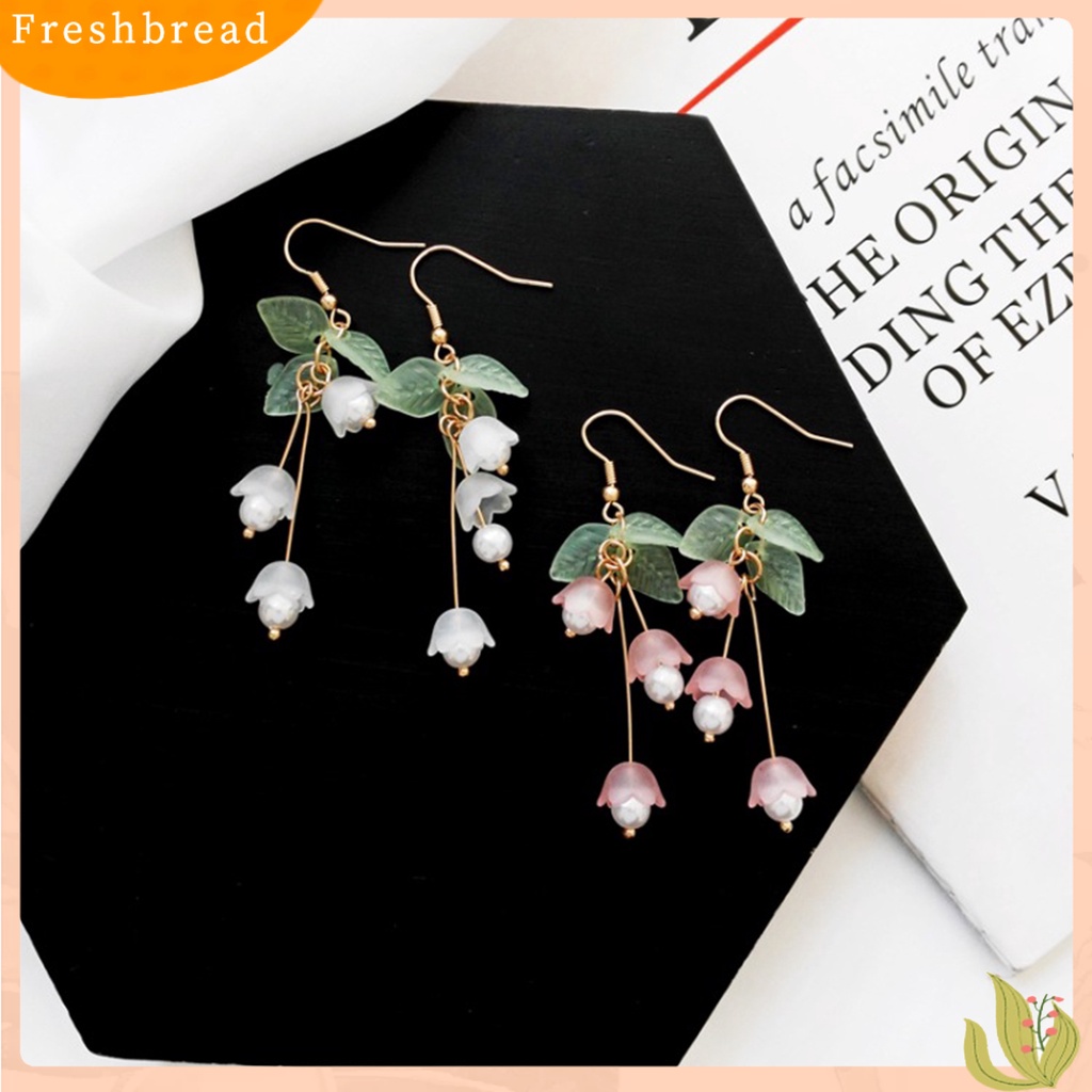 &lt; Freshbread &gt; 1pasang Menjuntai Anting Mori Desain Eye-catching Hias Aestheticisme All-match Perhiasan Hadiah Mutiara Imitasi Dekorasi Lili Valley Bunga Drop Earrings Ear Clip