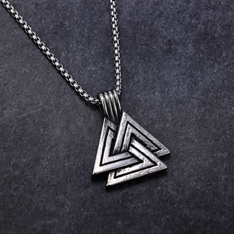 [X C Kalung] Baru Silvery Vintage Viking Rune Viking Segitiga Liontin Punk Hip Hop Stainless Steel Kalung Hadiah Pesta Ulang Tahun Untuk Pria Dan Wanita