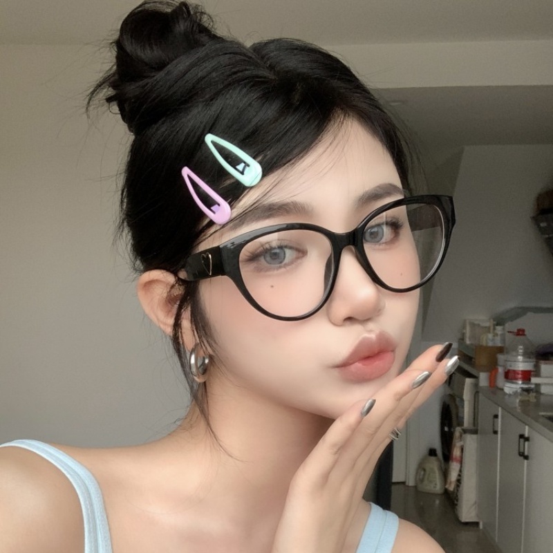 (YUZHU) Western Vintage Fashion Cat Eye Black Frame Kacamata Hitam Anti UV Candi Cinta Kacamata Anti Radiasi Untuk Wanita