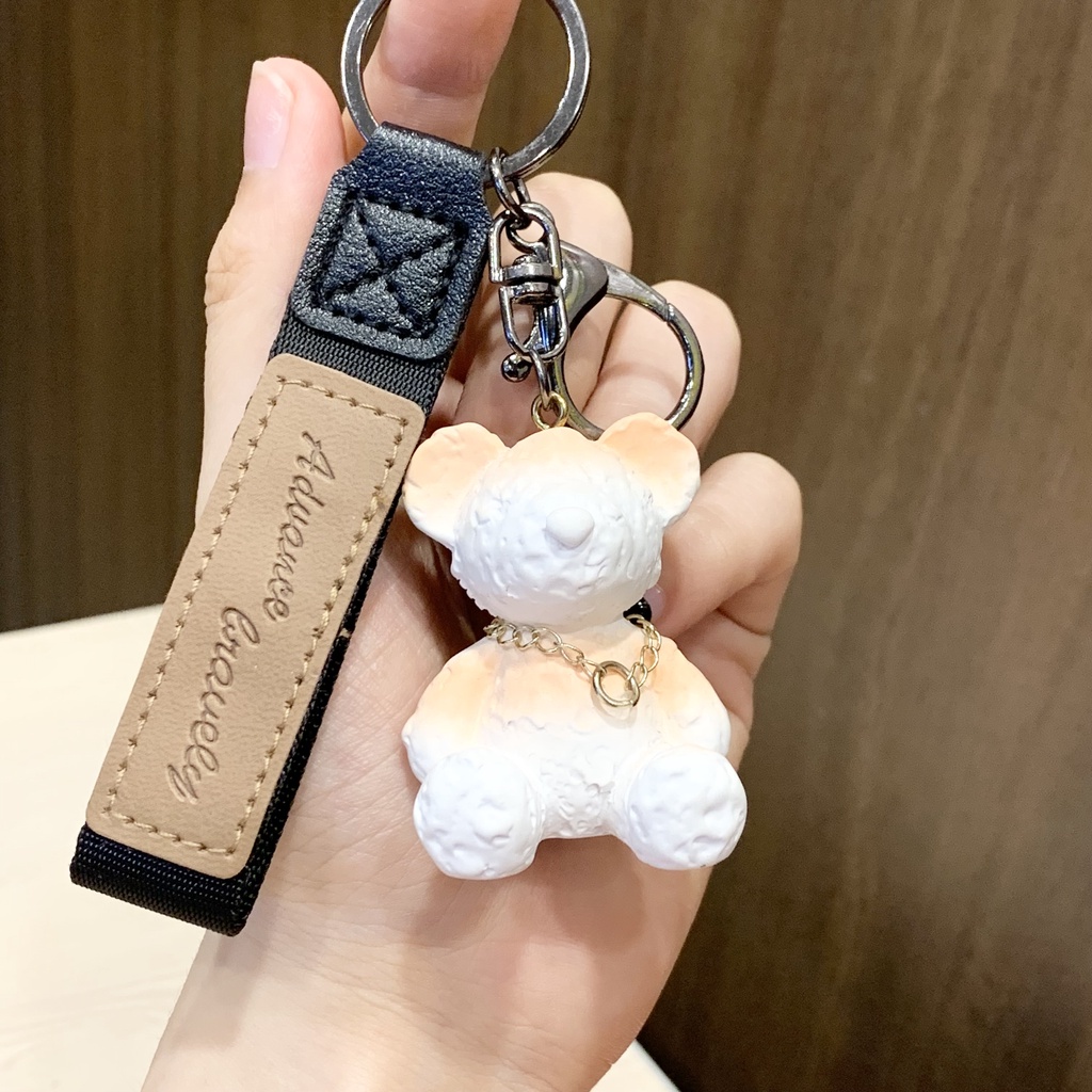 Rendering Gradient Bear Kreatif Resin Gradient Keychain Keren Lunar Explorer Bear Hewan Mobil Tali Kulit Gantungan Kunci Gadis Cowok Ransel Liontin Hadiah