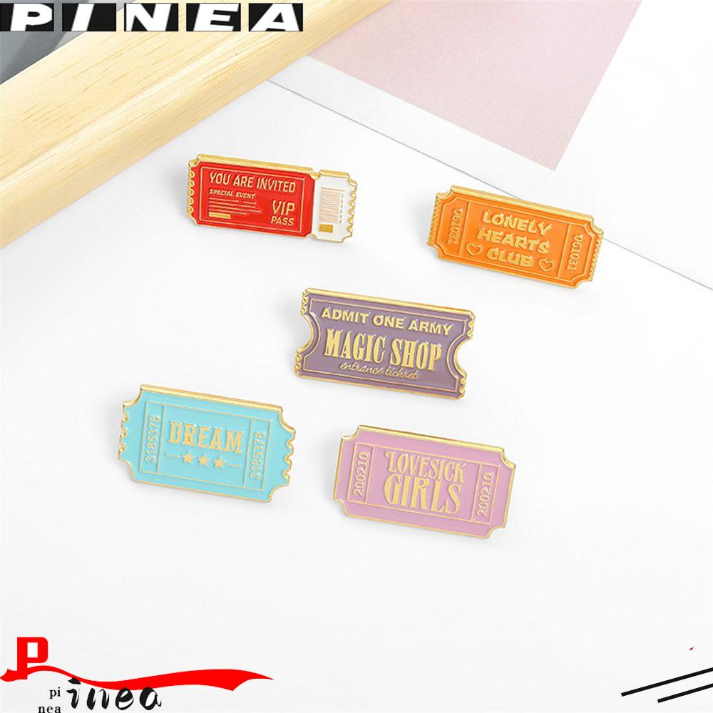 Pin Enamel Nanas Kerah Lonely Hearts Club Anda Diundang Cetak Huruf