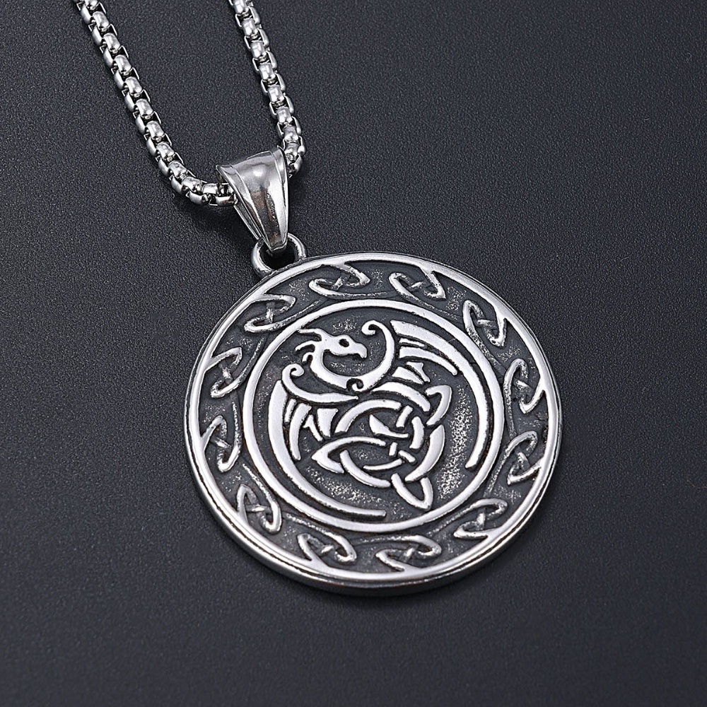 [X C Kalung] Baru Silvery Retro Celtic Naga Ukir Liontin Punk Hip Hop Stainless Steel Kalung Hadiah Pesta Ulang Tahun Untuk Pria Dan Wanita