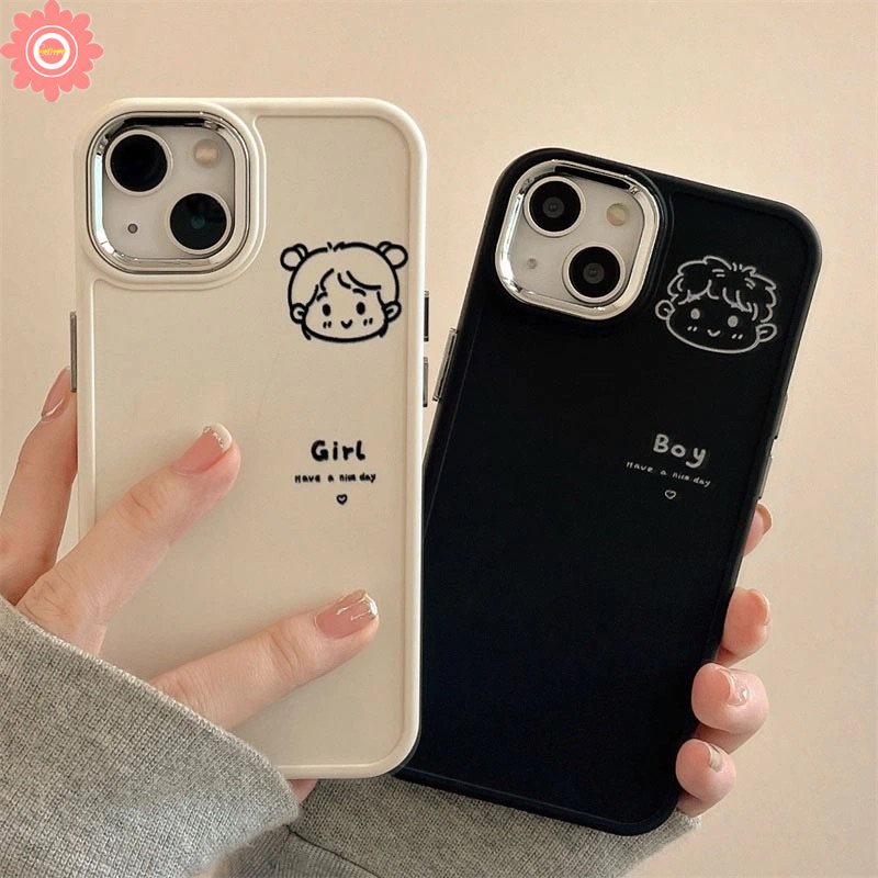 IPHONE Pasangan Cute Boy Girl Case Kompatibel Untuk Iphone7 8plus11 13 14 12 Pro MAX X XR 8plus XS MAX 7plus Bingkai Lensa Logam Plating Sederhana Lembut Tpu Penutup Belakang