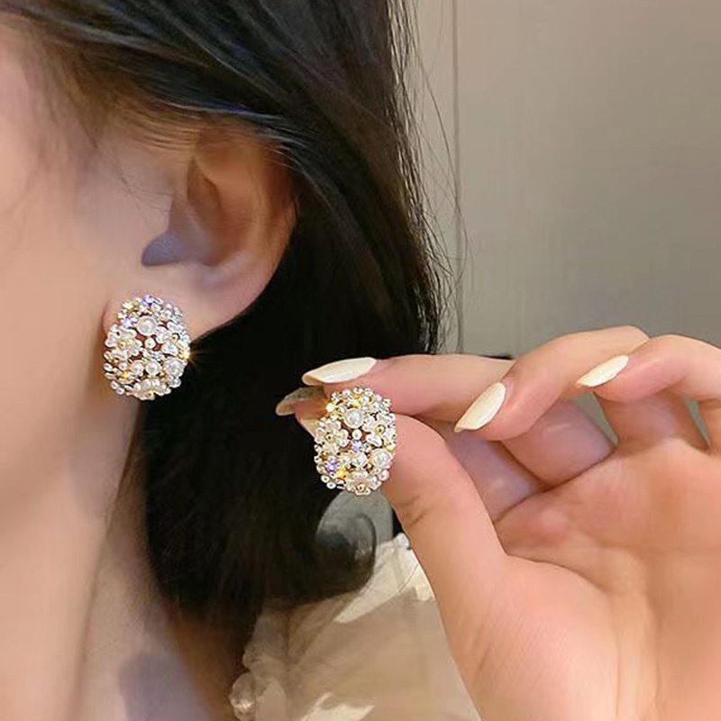 Mutiara Berlian Imitasi Bunga Temperamen Korea Elegan Retro Fashion Gaya Baru Anting