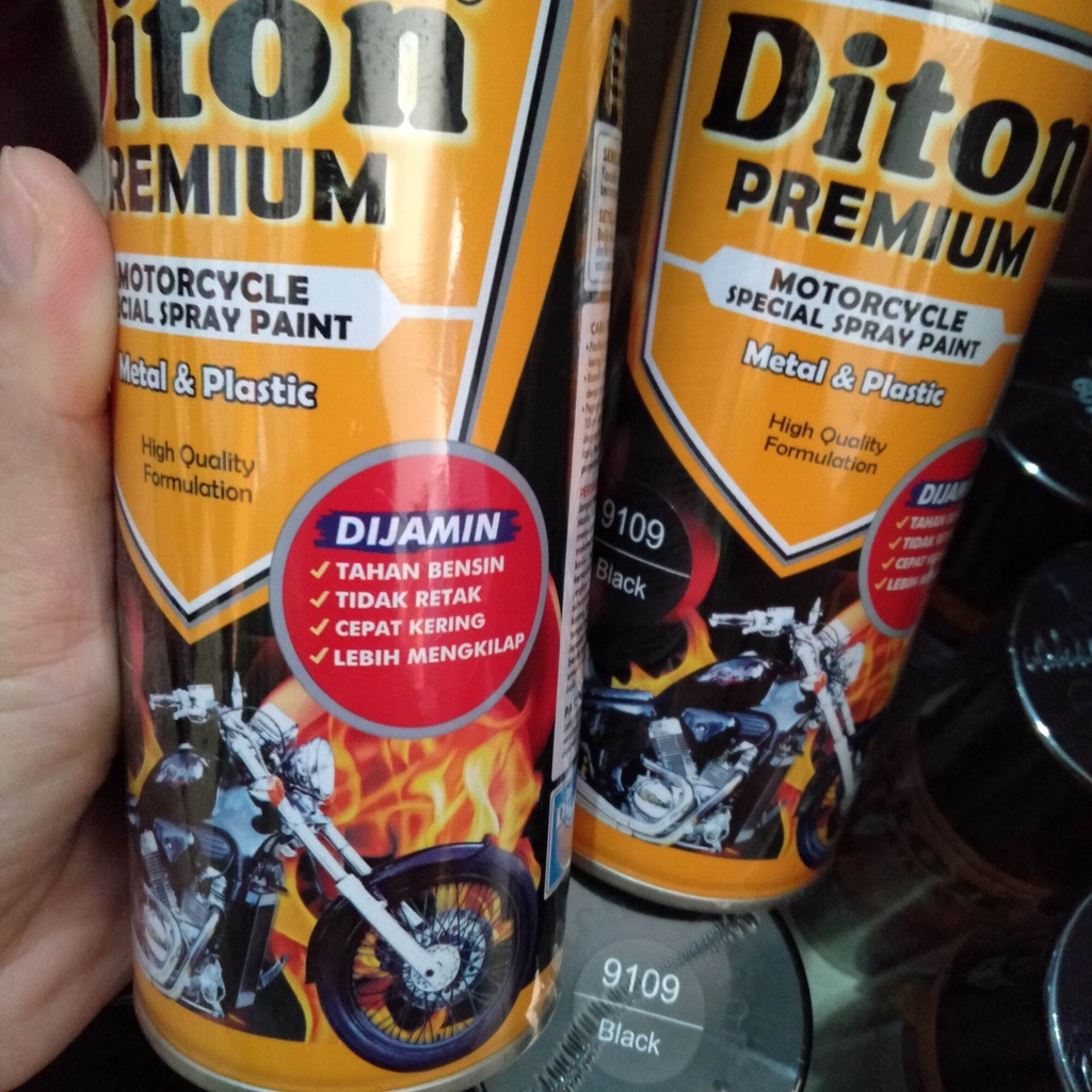 Pilok Pilox Cat Diton Premium Black 9109 Hitam Hitam Glossy Hitam Polos diton premium 400cc Tahan Bensin cat semprot diton premium