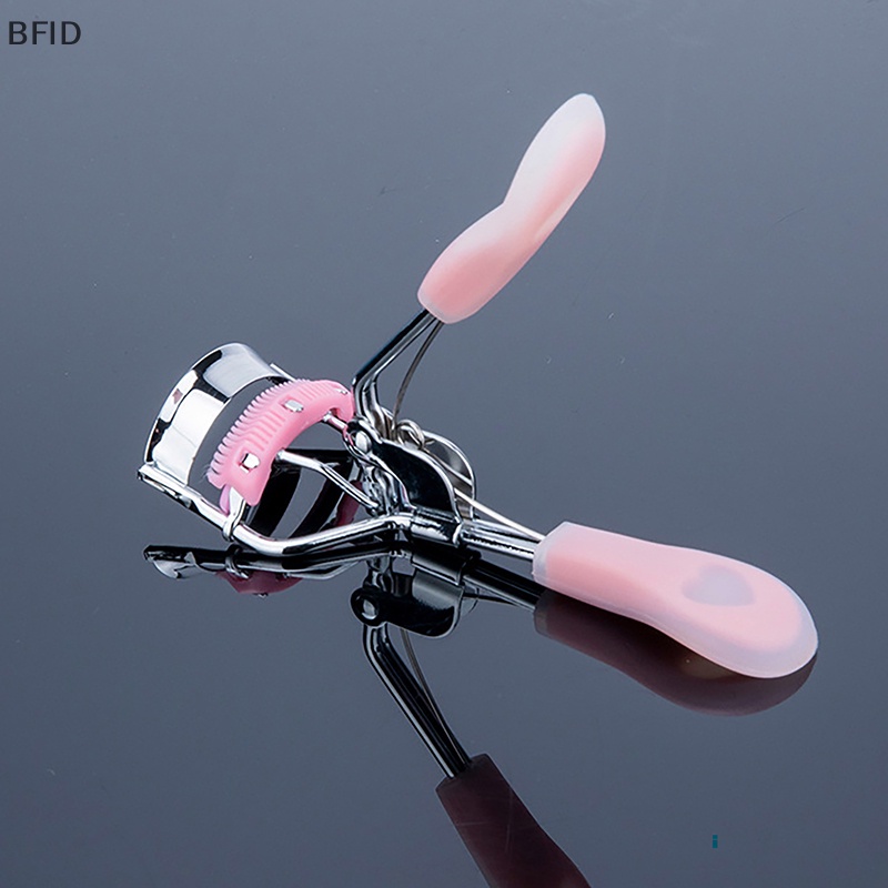 [BFID] Penjepit Bulu Mata Dengan Sisir Mermaid Tail Handle Makeup Eyelash Curling Clip Kosmetik Bulu Mata Kecantikan Makeup Alat Aksesoris Hadiah [ID]