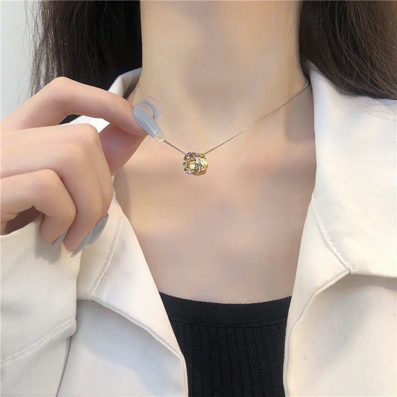 Korea Korea Warna Kontras Kalung Cincin Kecil Cahaya Mewah Desain Niche High-End Rantai Klavikula Perak Gaya Baru Wanita Sweater Rantai