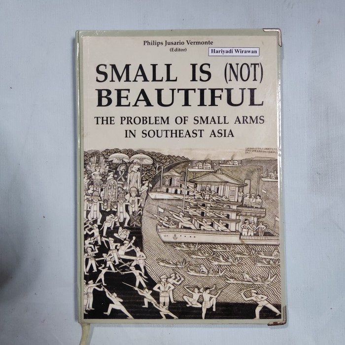 Buku import small is (not) beautiful