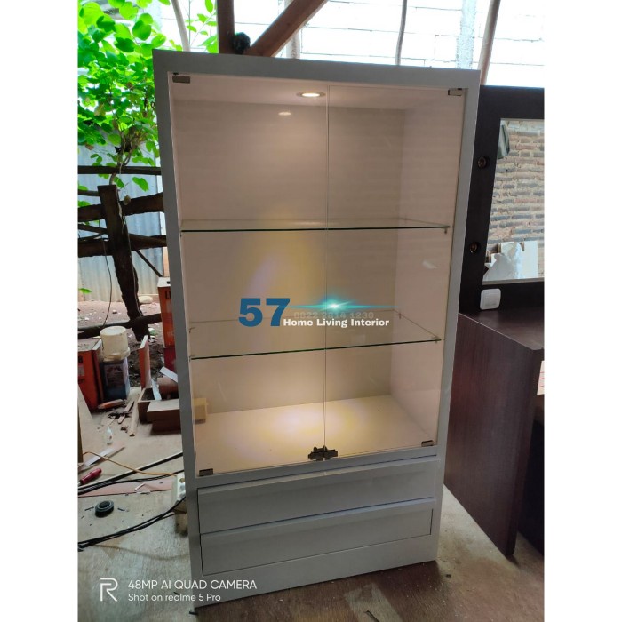Lemari Kaca Minimalis - Lemari Sepatu Minimalis Bahan Plywood HPL