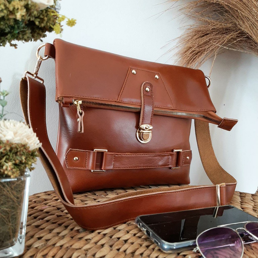 TAS SELEMPANG KULIT PRIA BESAR WAISTBAG ASLI GARUT