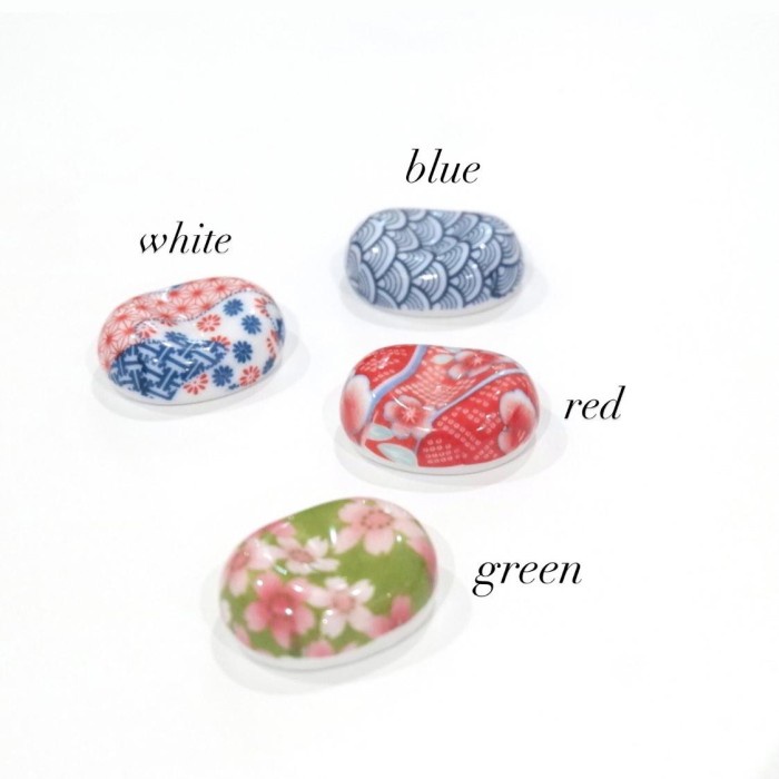 

Brush rest ceramic (japanese pattern)