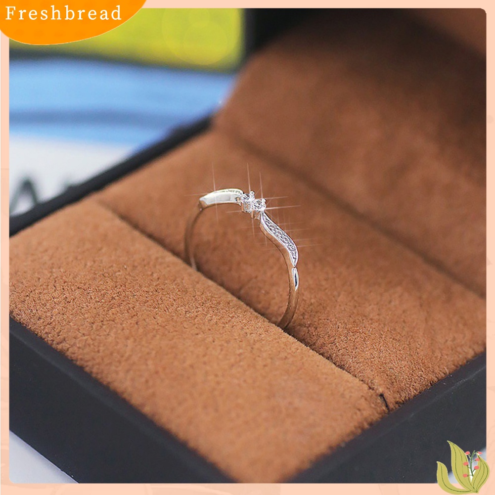 &lt; Freshbread &gt; Wanita Fashion Berlian Imitasi Bertatahkan Daun Jari Cincin Pernikahan Lamaran Perhiasan Hadiah