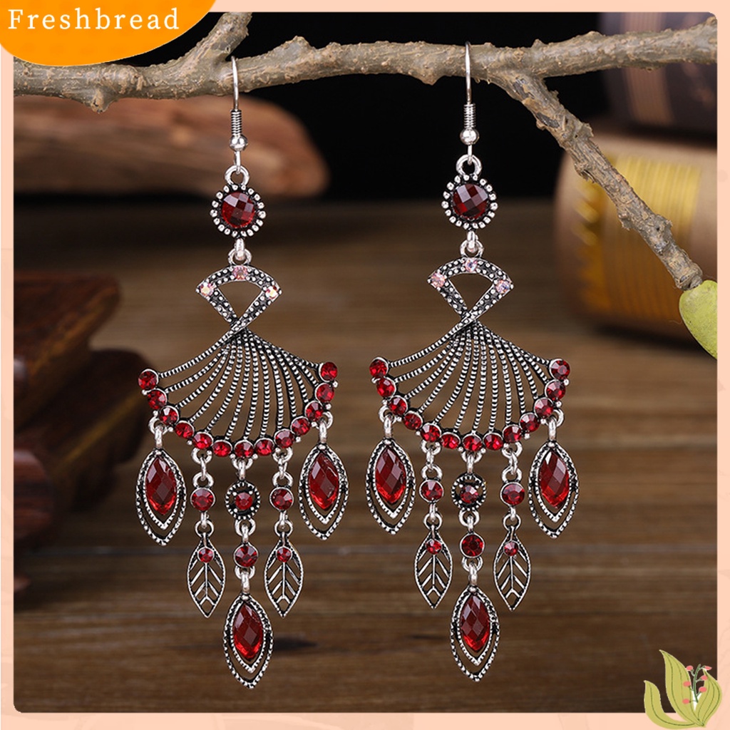 &lt; Freshbread &gt; 1pasang Anting Menjuntai Bohemian Retro Gaya Etnik Rumbai Panjang All-match Dekorasi Kristal Imitasi Wanita Berongga Berbentuk Kipas Drop Earrings Perhiasan Hadiah Untuk Pacaran