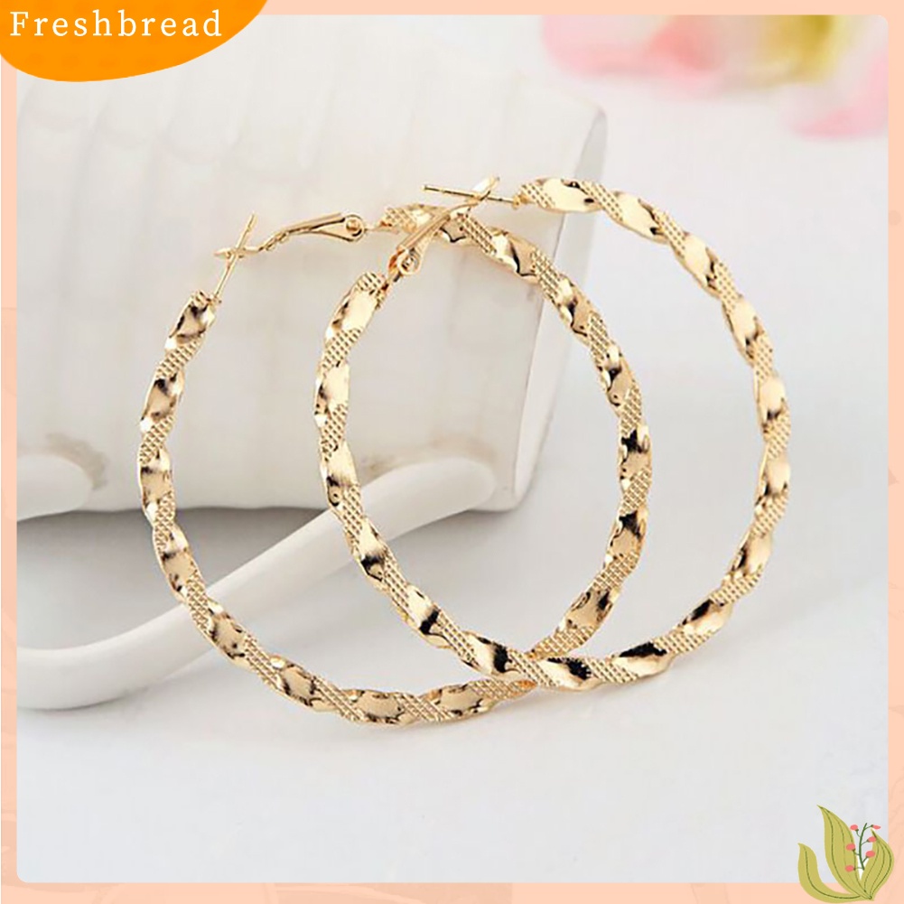 &lt; Freshbread &gt; Fashion Lady Berlebihan Memutar Anting Hoop Besar Wanita Lingkaran Menjuntai Perhiasan