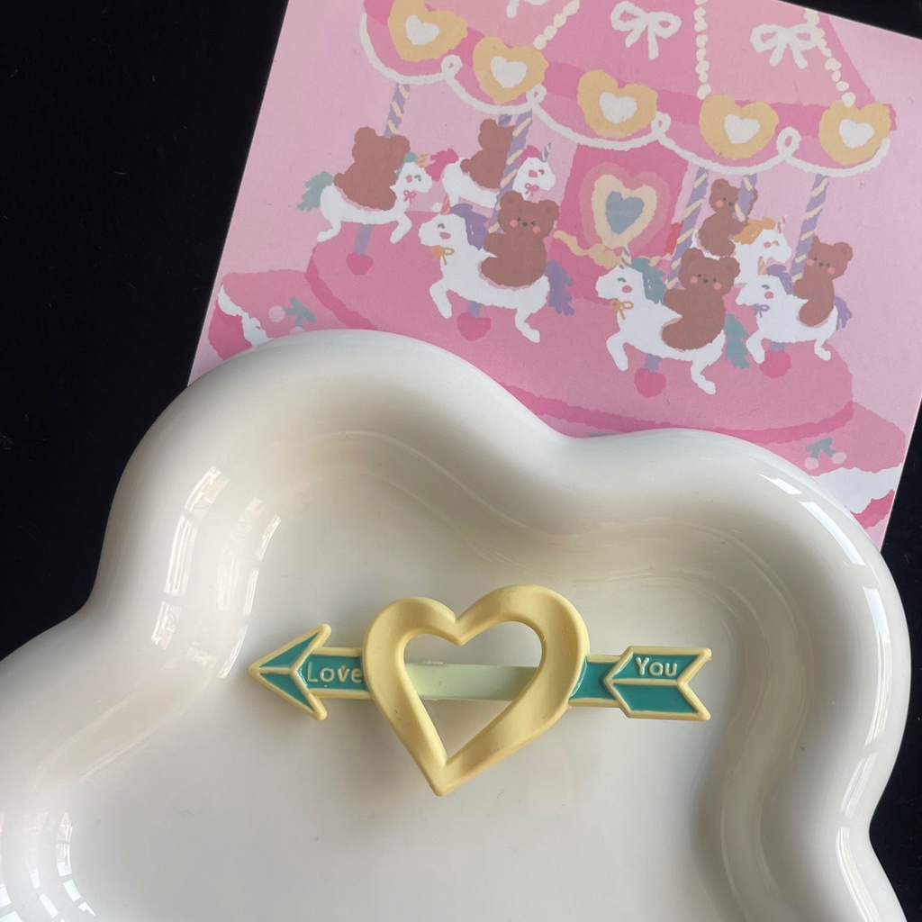 Satu Panah Memakai Klip Hati Aksesoris Rambut Siswa Lucu Gadis Liar Cinta Klip Rambut Klip Rambut Manis