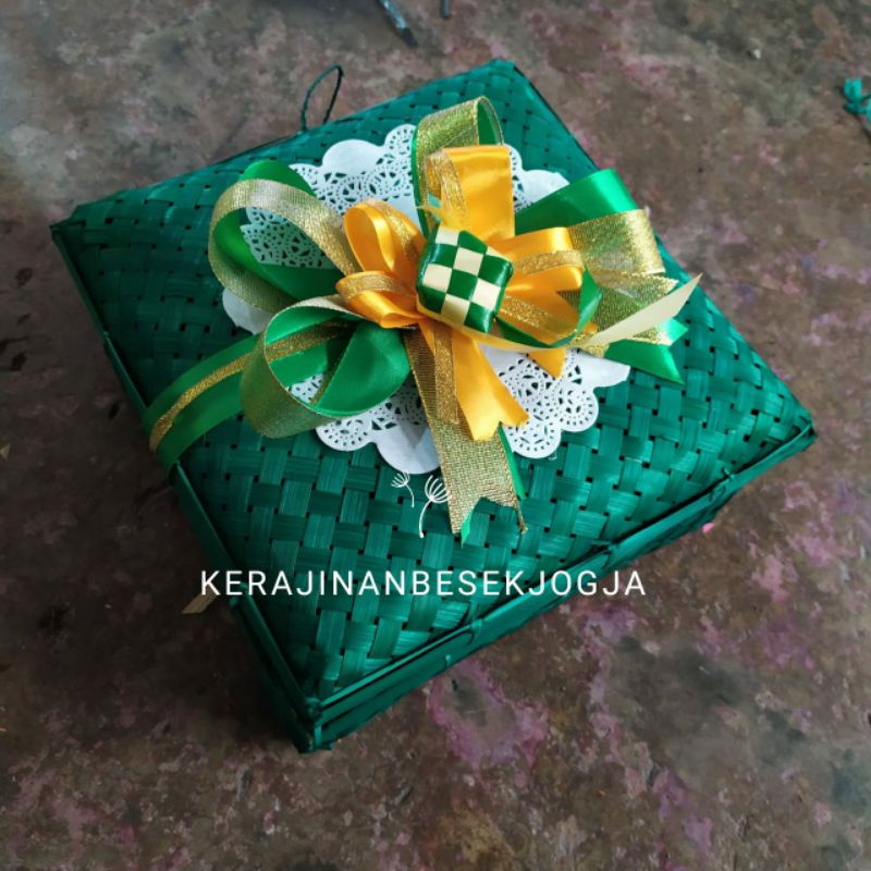 

(LEBARAN) SOKASE WARNA FREE PITA LEBARAN WADAH SESERAHAN KOTAK HANTARAN NIKAHAN besekan box hampers