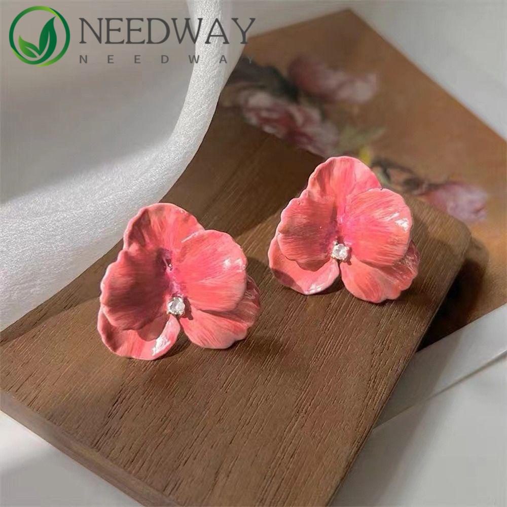 Needway  Wanita Anting Trendi Manis Indah Enamel Tiga Dimensi Kelopak Besar Retro Alloy Perhiasan Fashion