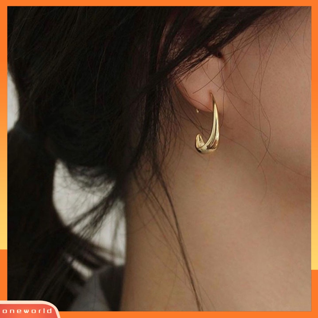 [WOD] 1pasang Anting Huggie Wanita Warna Solid Permukaan Halus Kilau Sederhana Bentuk Tetesan Air Women Earrings Perhiasan Wanita