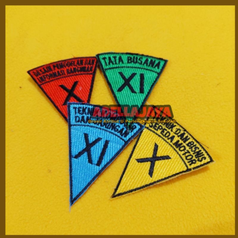 Bordir Badge Kelas Bordir / Emblem Kelas / Bet Kelas / Patch Kelas - Atribut Sekolahbisa pesan satua
