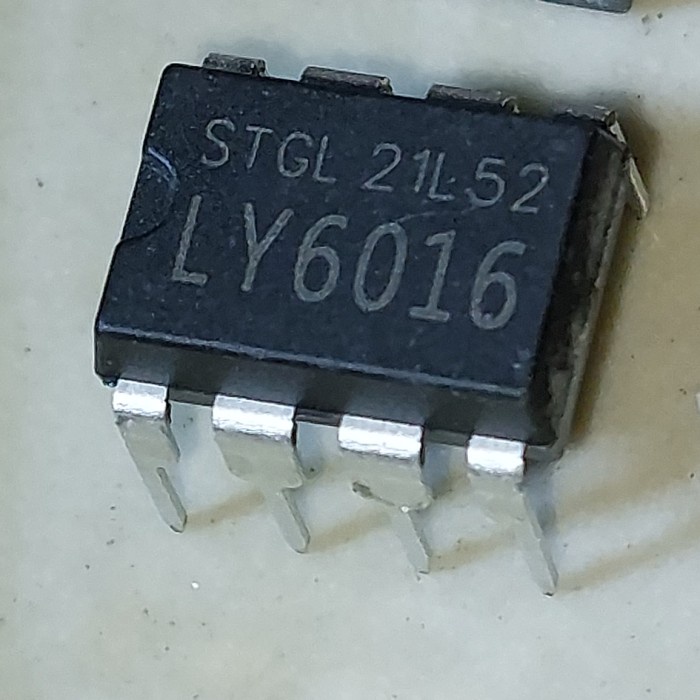 LY6016 LY 6016 STGL LY6O16 IC In-Line Charger Switch Adaptor Dip-8