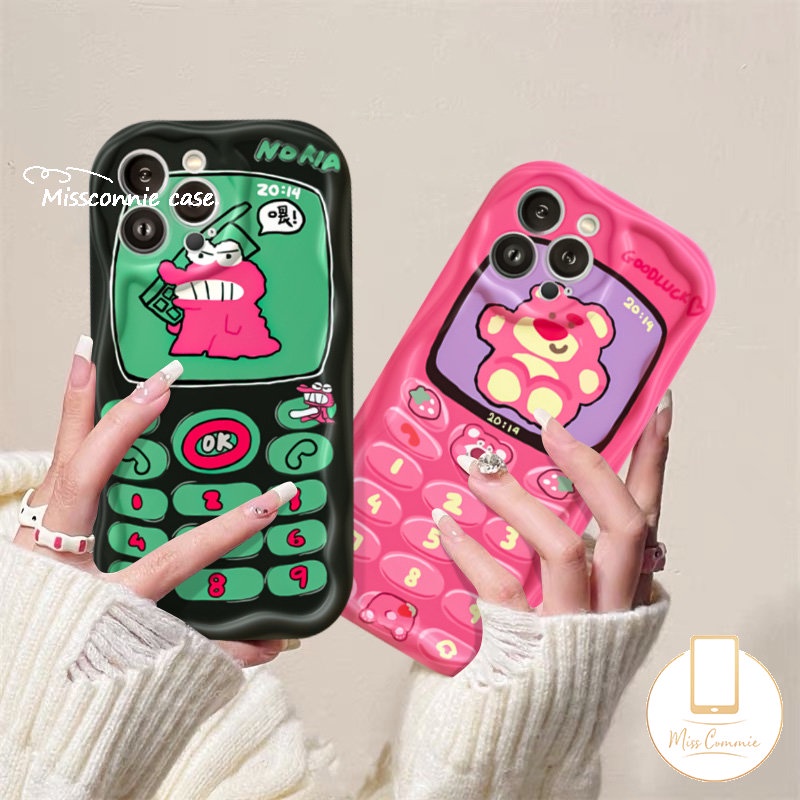 IPHONE Case Pasangan Toy Story Kartun Kompatibel Untuk Iphone11Xr 7Plus 11 14 13 12 Pro MAX XS X Max6 8 6S 7 Plus Se2020 Cute Strawberry Bear Manyo Crocodile Doraemon Phone Button Cover