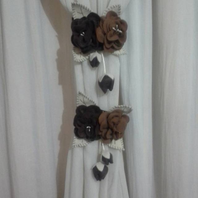 Ikat Hordeng Pengikat Gorden bunga