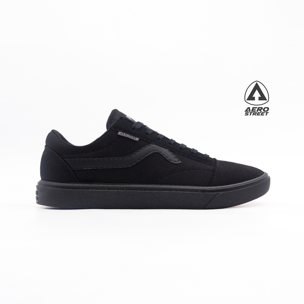 Aerostreet 37-44 Massive All Black - Sepatu Sneakers Casual