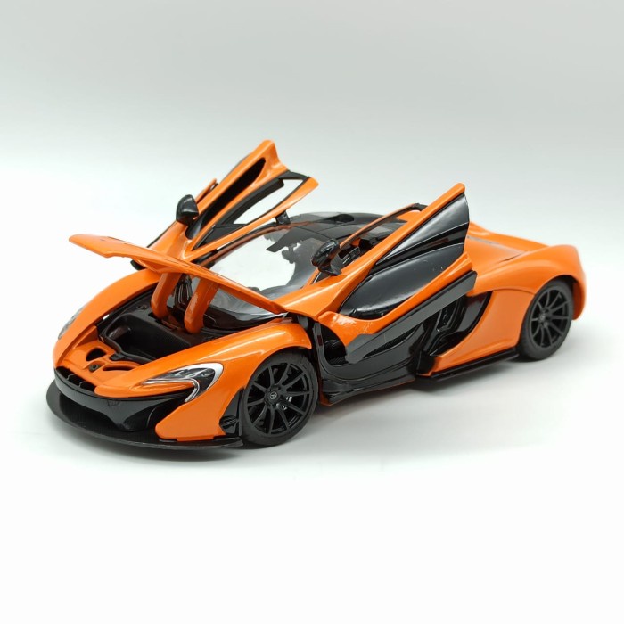 RASTAR Diecast 1/24 Scale Mclaren P1 - Orange