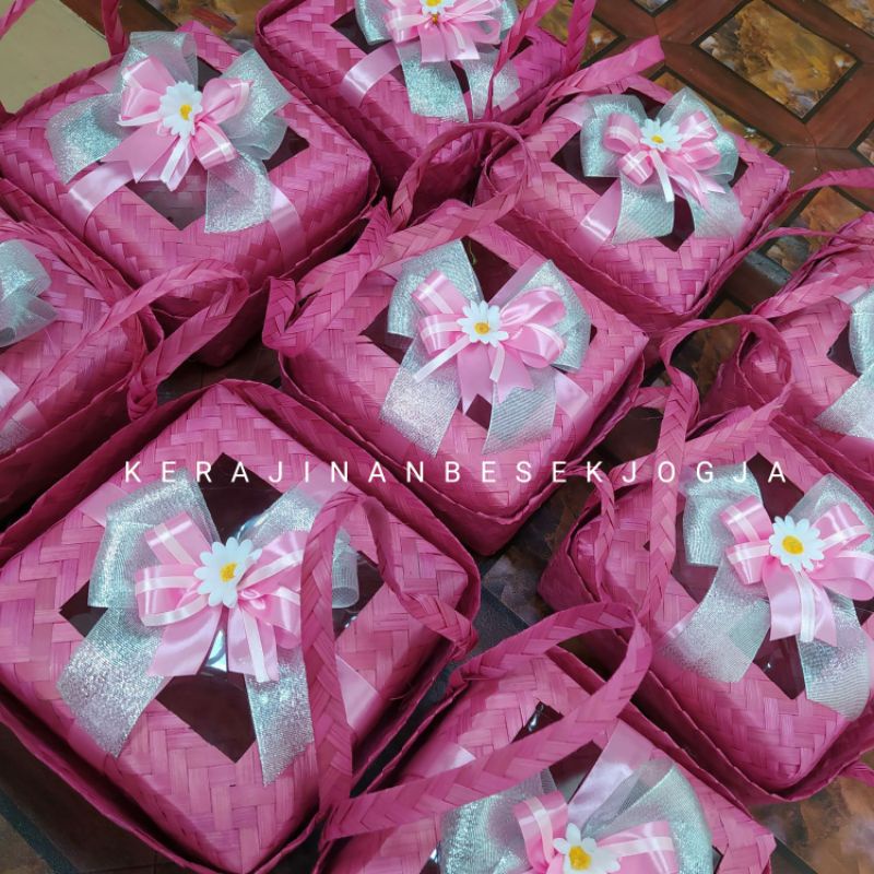 

bambu anyaman SEPASANG BESEK BAMBU JINJING TUTUP MIKA FREE PITA WARNA BEBAS PILIH/ FOTO REAL/ BESEK HIAS/ BESEK WARNA/ BOX HANTARAN tas besek tas bambu tas murah tas Jogja tas bambu