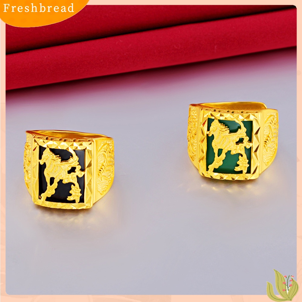 &lt; Freshbread &gt; Fashion Pria Berlapis Emas Kuda Diukir Lebar Band Terbuka Jari Cincin Perhiasan Pesta