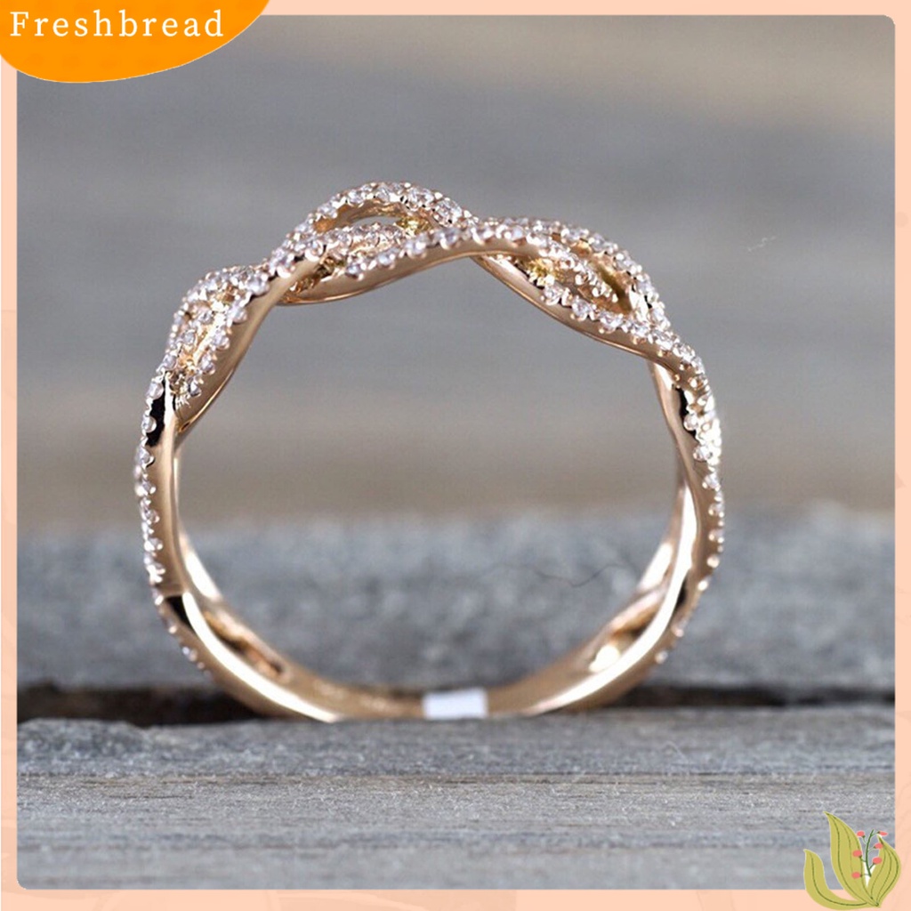 &lt; Freshbread &gt; Wanita Cincin Bentuk Memutar Berlian Imitasi Perhiasan Fashion Penampilan Electroplated Finger Ring Untuk Pernikahan