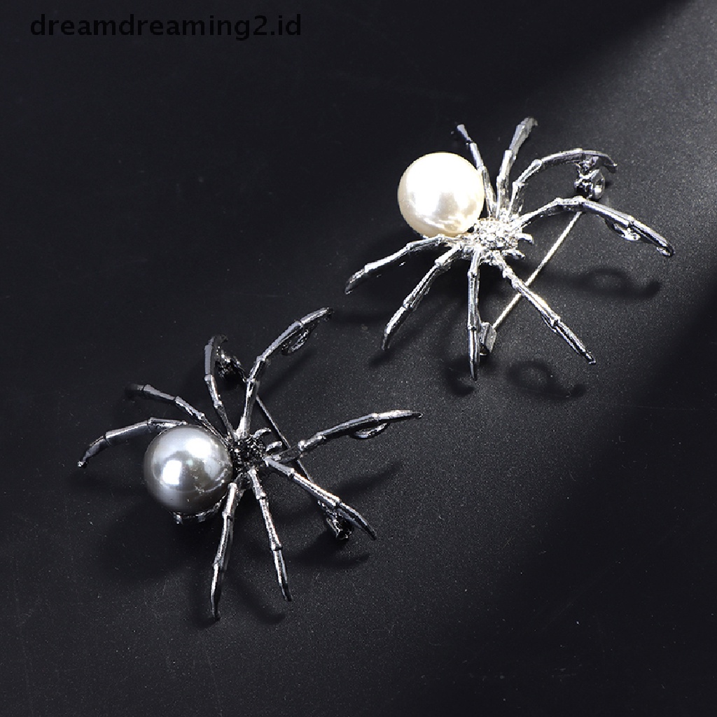 (hot) 1pc Spider Pearl Bros Korsase Perempuan Hadiah Aksesoris Pria Fashion Perhiasan//