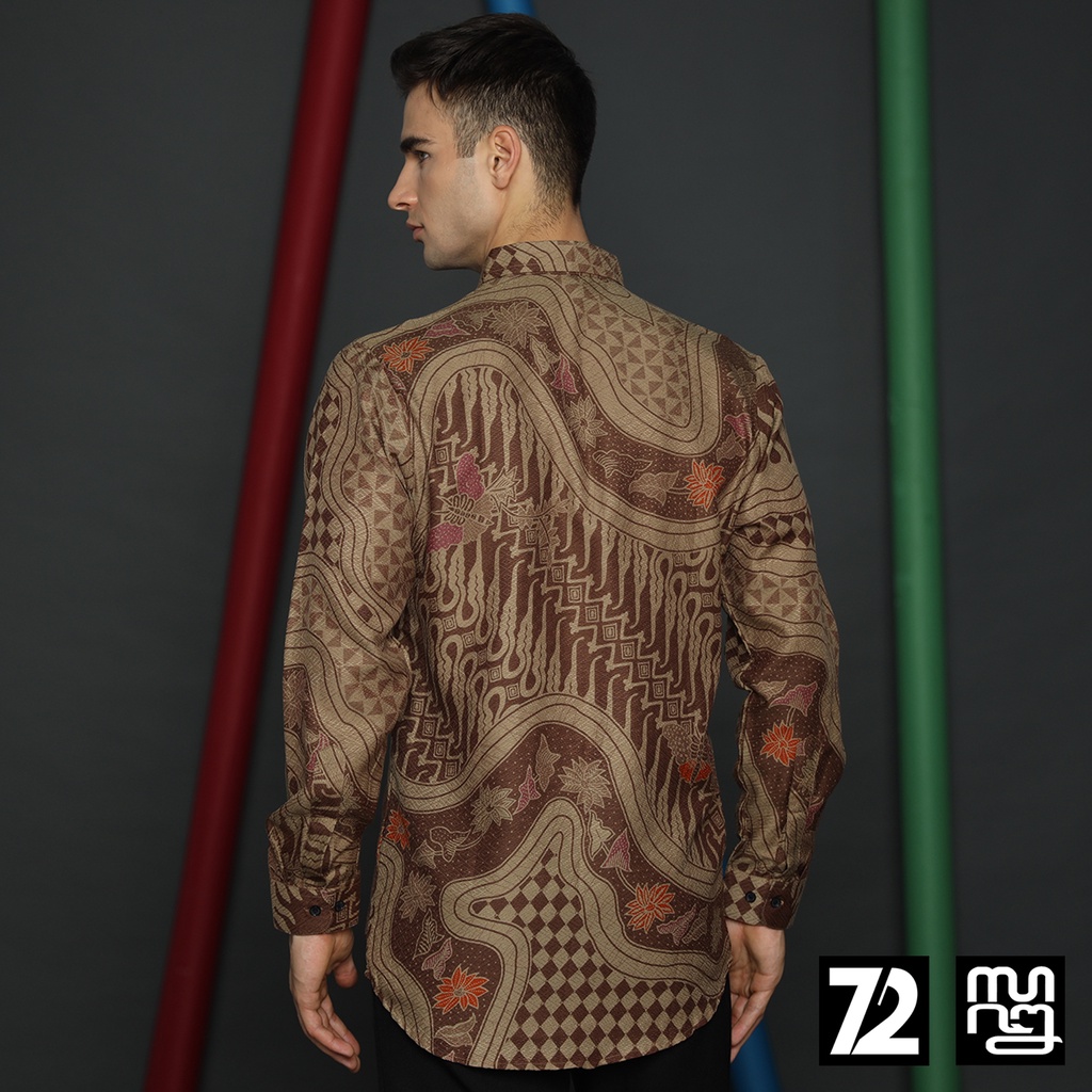 KEMEJA BATIK PRIA LENGAN PANJANG Kemeja Dobby Slimfit Motif Glykria Warna Coklat 723542 Cap 72 - Baju Kemeja Atasan Pakaian Setelan Batik Pria Cowok Laki Laki Remaja Keluarga Kantor Lengan Panjang Modern Slimfit Slim Fit Premium Kekinian