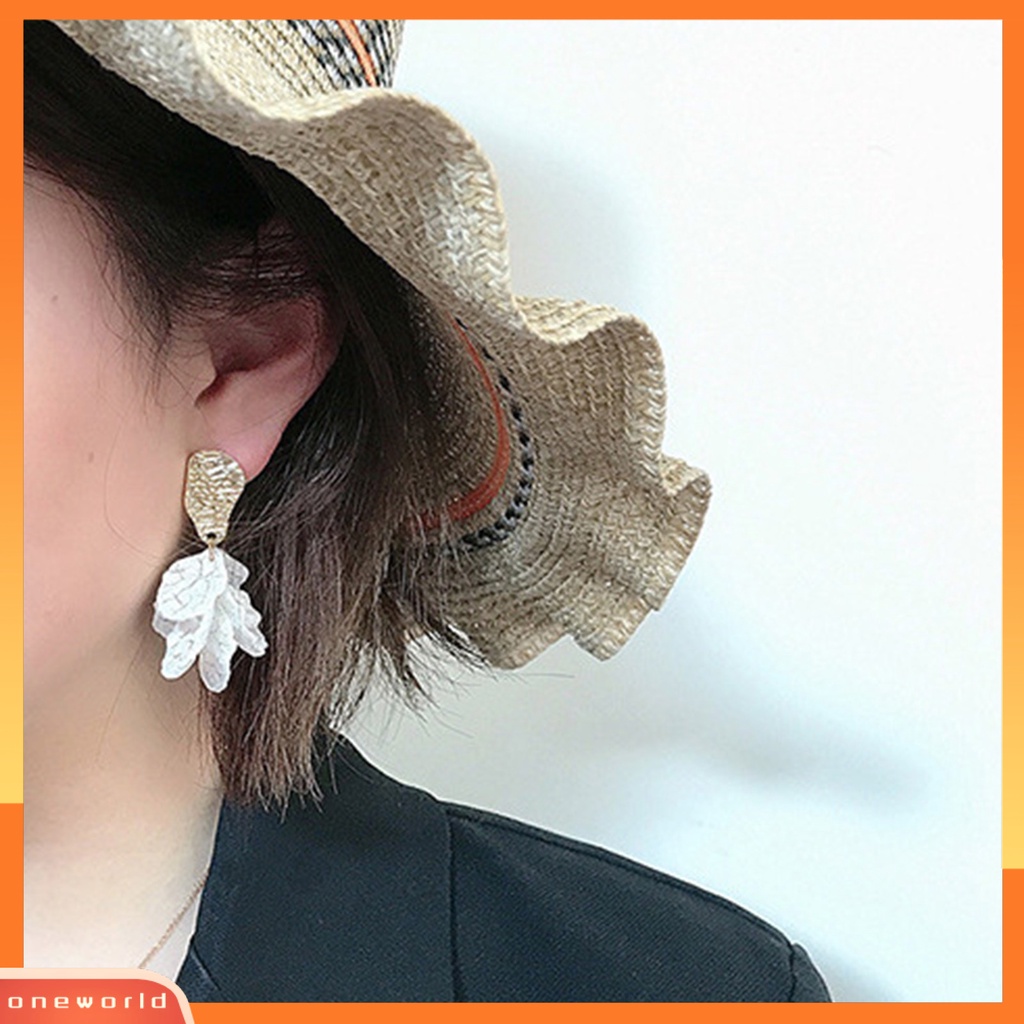 [EONE] 1pasang Drop Earrings Kepribadian Hadiah Ulang Tahun Gaya Korea Temperamen Shell Putih Kelopak Bunga Stud Earrings Perhiasan Aksesori