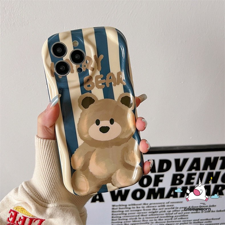 Cute Strawberry Bear 3D Wavy Curved Edge Case Untuk Redmi 9C 9T 10C 10 9A 9 10A 9C NFC A1 A2 Note10 11 10s 11s 10Pro 10 Pro Max Plus POCO M3 Cute Kartun Beruang Garis Lembut Tpu Cover