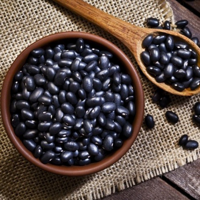 kacang hitam 1kg/kacang kedelai hitam 1 kg/black soy bean 1 kg FM