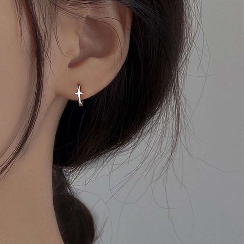 Warna Perak Perhiasan Baru Sederhana Empat-Ponted Cross Star Earrings Untuk Gadis Wanita Fashion Indah Aksesoris Pesta