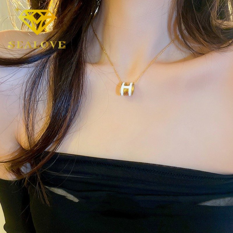 Kalung Titanium Wanita Anti Karat Asli Huruf H Emas 18K Aesthetic Korea Aksesoris Perhiasan