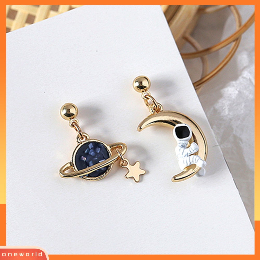 [WOD] Kreatif Asimetris Astronot Planet Bulan Liontin Wanita Stud Earrings Perhiasan