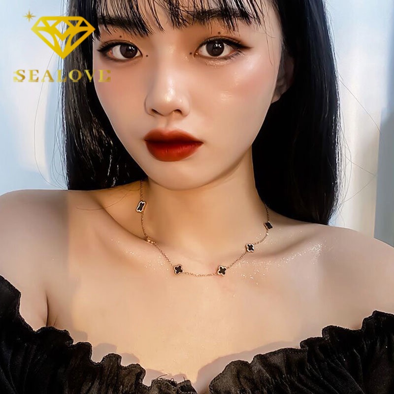 Kalung Titanium Anti Karat Bunga Hitam Keberuntungan Cantik  Emas 18K Korea Aksesoris Wanita Perhiasan