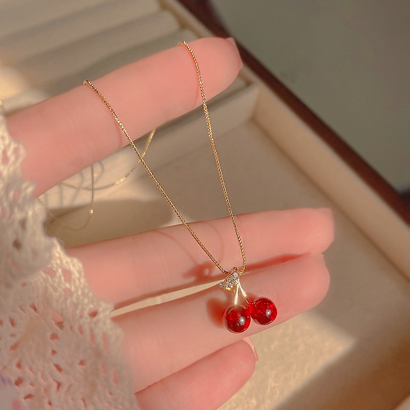 Kalung Rantai Kreatif Merah Anggur Klavikula Kalung Gadis Liontin Kalung Pria Choker Kalung Wanita Cherry Liontin Wanita Pesona Kalung Perhiasan Aksesoris