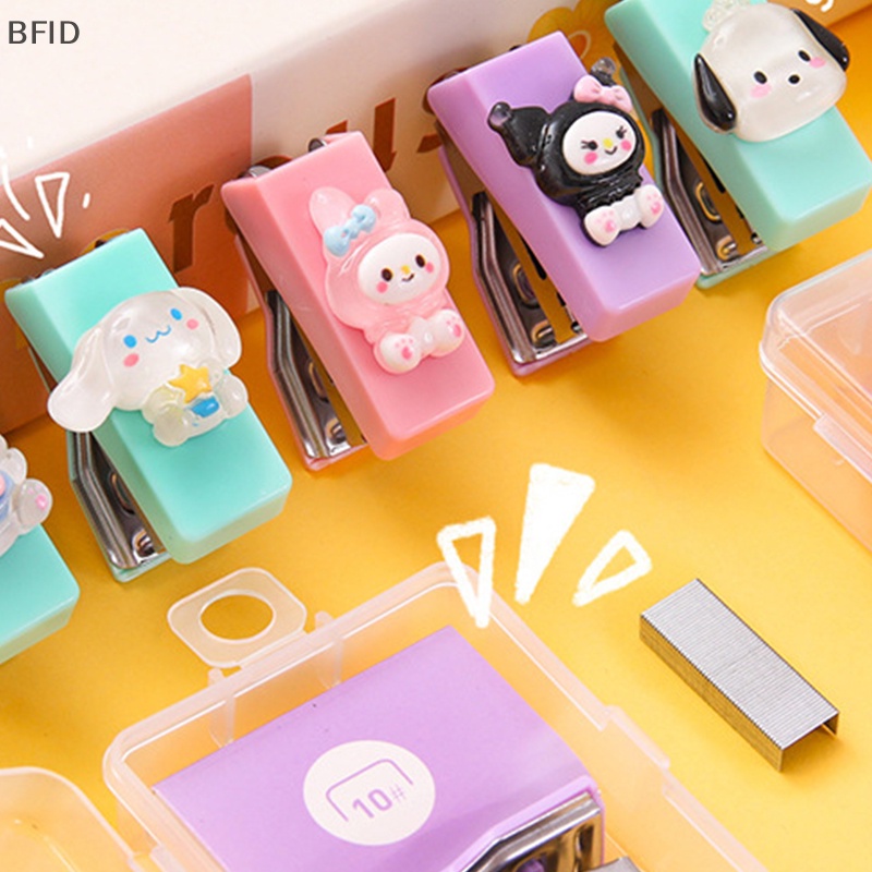 [BFID] Kartun Lucu Mini Stapler Set Kawaii Portable Stapler Dokumen Kantor Siswa Test Pengikat Kertas Perlengkapan Kantor Sekolah Mainan Anak Perempuan [ID]