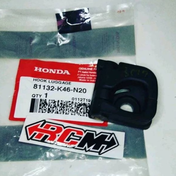 81132-K46-N20 HOOK LUGGAGE GANTUNGAN GANTUNG BARANG VARIO 110 125 150 FI ESP SUPRA X FI HELM IN ORI 